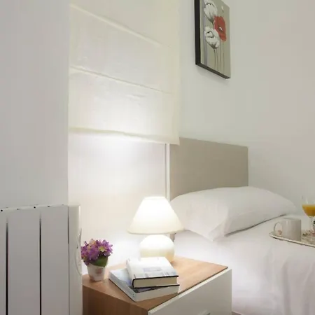 Apartman Singularstays Seu V