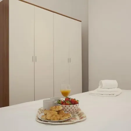 Singularstays Seu V Apartman *